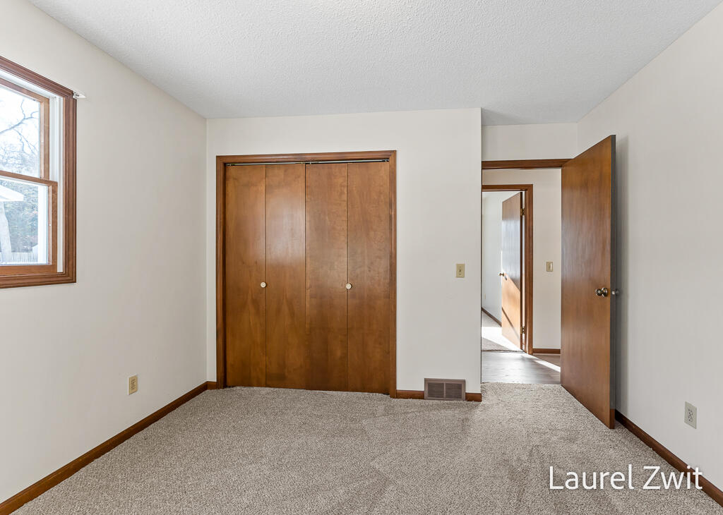 7575 Whitehall Road Whitehall, MI 49461 - Photo 23 of 37 7575WhitehallRd-23LoRes
