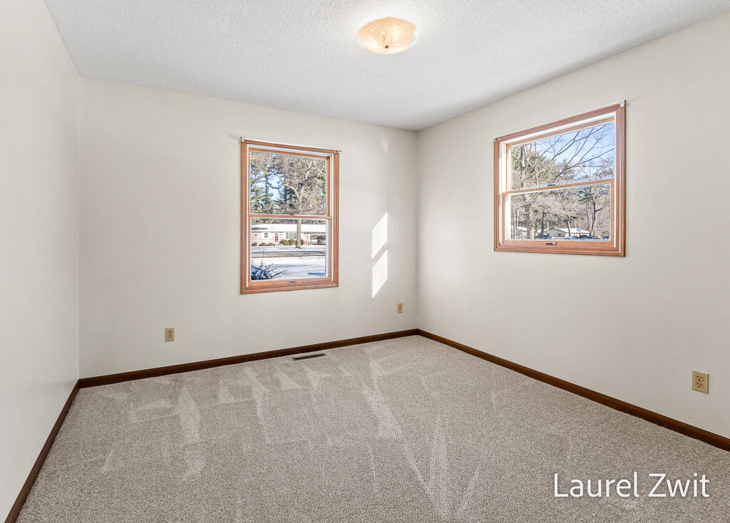 7575 Whitehall Road Whitehall, MI 49461 - Photo 24 of 37 7575WhitehallRd-24LoRes