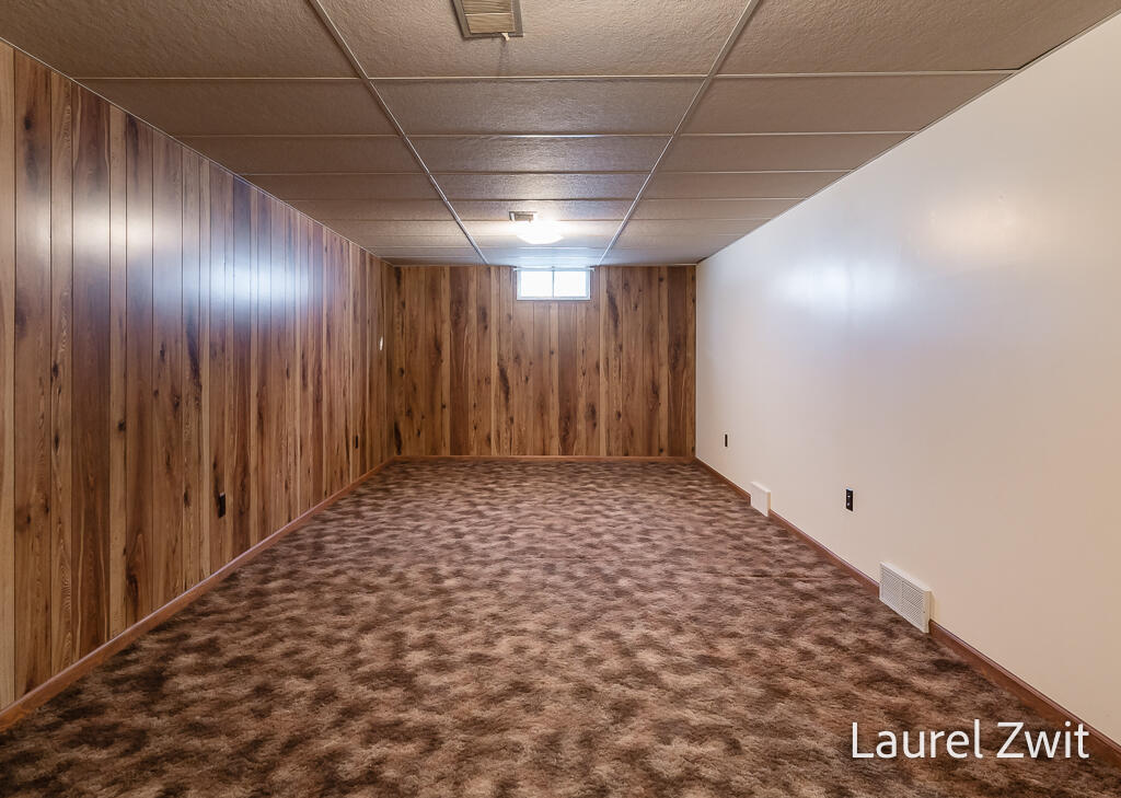 7575 Whitehall Road Whitehall, MI 49461 - Photo 34 of 37 7575WhitehallRd-34LoRes