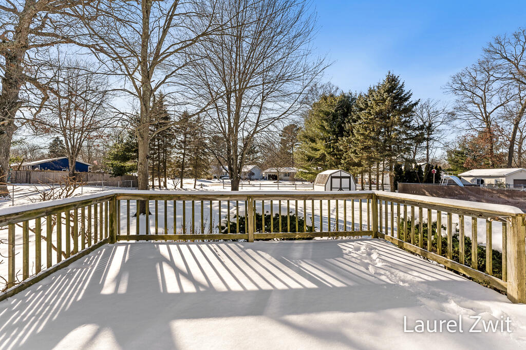 7575 Whitehall Road Whitehall, MI 49461 - Photo 6 of 37 7575WhitehallRd-6LoRes