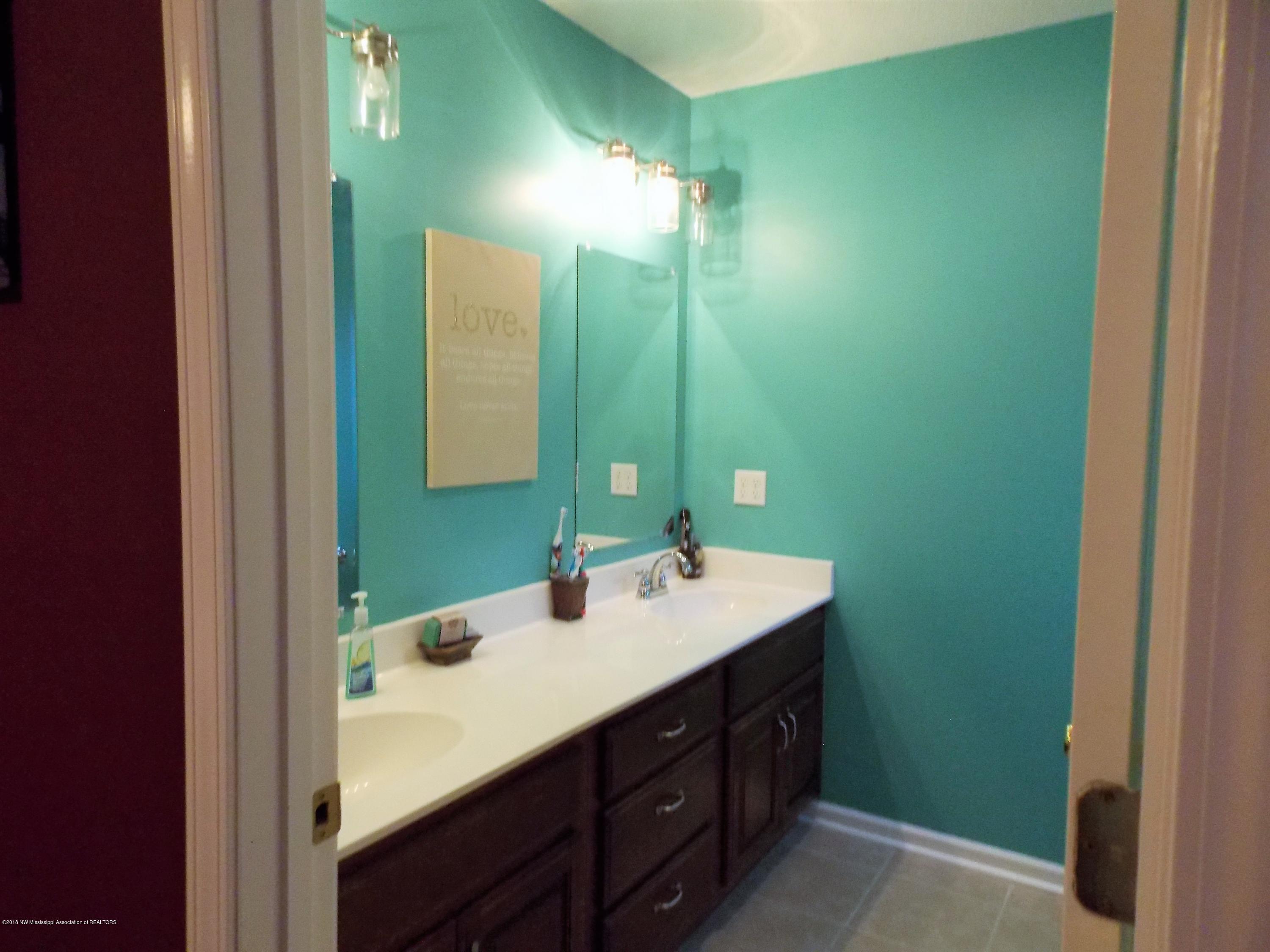 4909 Sycamore Road Coldwater, MS 38618 - Photo 11 of 34 DSCN1562