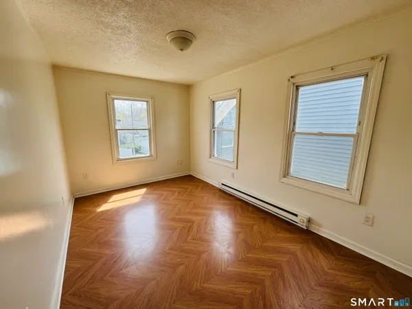 $1,400 | 260 Bunker Avenue, Unit 2, Meriden, CT 06450