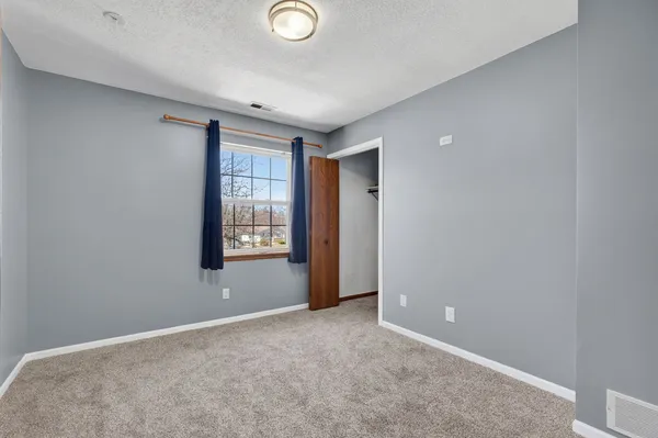 $259,900 | 322 Sullivan Drive, Colona, IL 61241