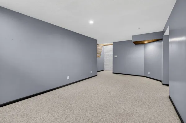 $259,900 | 322 Sullivan Drive, Colona, IL 61241