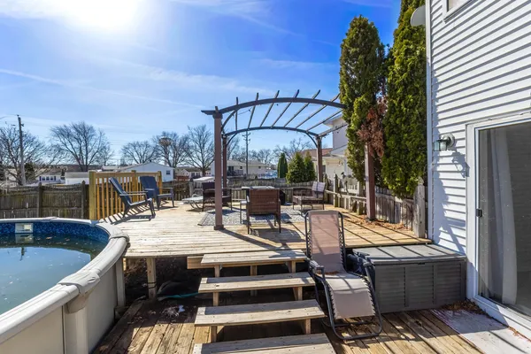 $259,900 | 322 Sullivan Drive, Colona, IL 61241