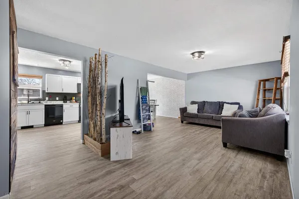 $259,900 | 322 Sullivan Drive, Colona, IL 61241