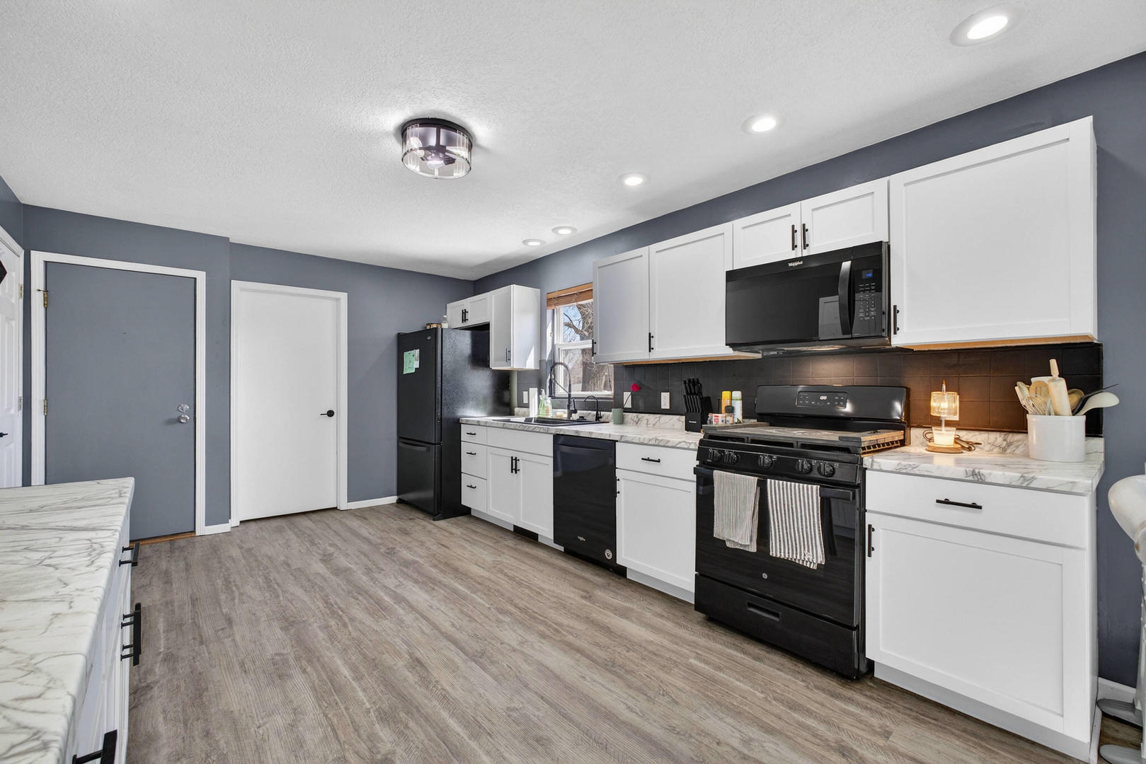 322 Sullivan Drive Colona, IL 61241 - Photo 7 of 29