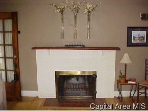 2116 South College Street Springfield, IL 62704 - Photo 3 of 12