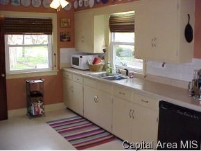 2116 South College Street Springfield, IL 62704 - Photo 4 of 12