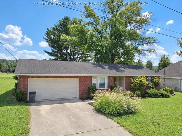 $269,900 | 140 Big Bend Road, Barboursville, WV 25504