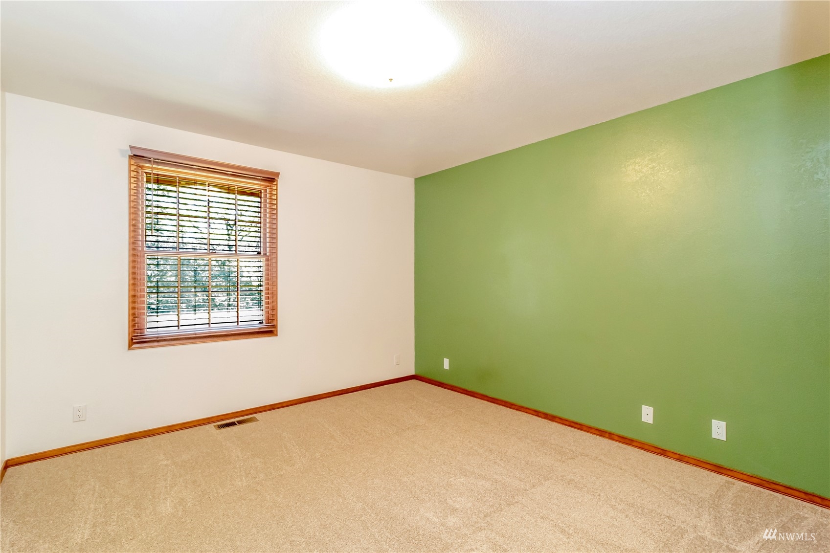 17126 West Wishon Road Snohomish, WA 98290 - Photo 16 of 35 Gallery Image 16