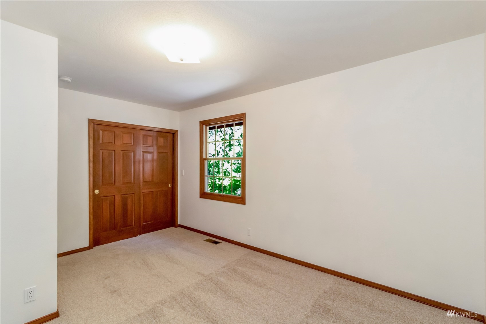 17126 West Wishon Road Snohomish, WA 98290 - Photo 18 of 35 Gallery Image 18