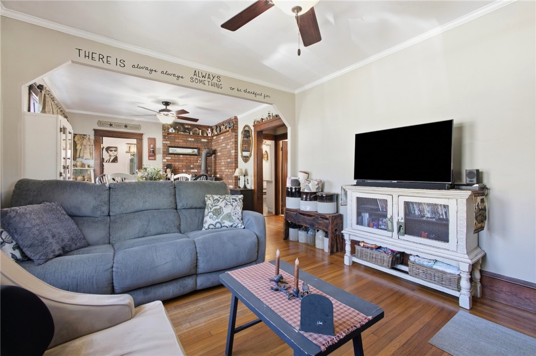 55 Edison Street Warwick, RI 02889 - Photo 6 of 28
