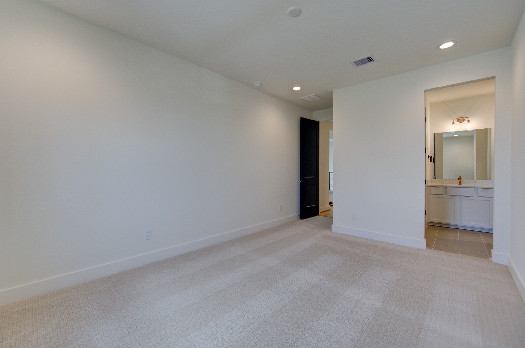 1502 Story Street Houston, TX 77055 - Photo 32 of 42 This room also has an ensuite bathroom