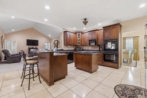 $924,900 | 10170 Stilleys Mill Road, Marion, IL 62959