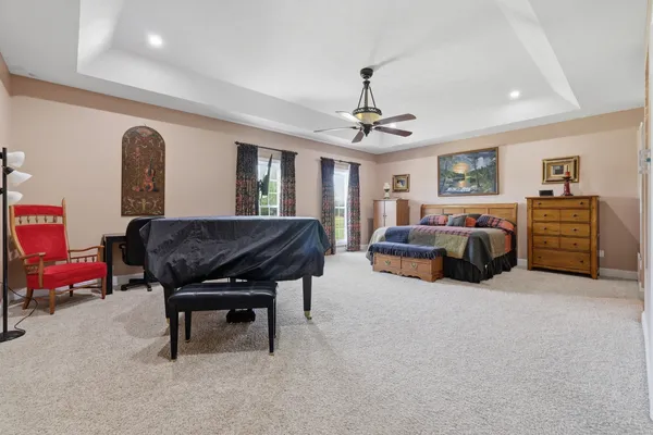 $924,900 | 10170 Stilleys Mill Road, Marion, IL 62959