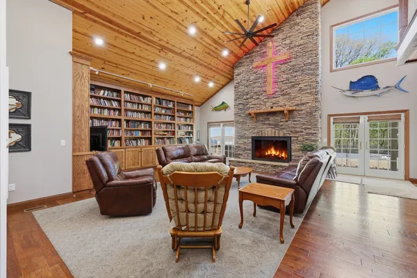 $924,900 | 10170 Stilleys Mill Road, Marion, IL 62959