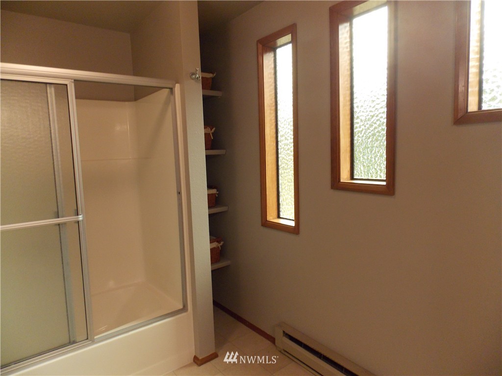 4530 Meridian Road Northeast Olympia, WA 98516 - Photo 21 of 24 Gallery Image 21