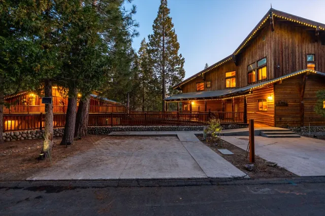 $2,498,000 | 39553 Crest Point Lane, Shaver Lake, CA 93664