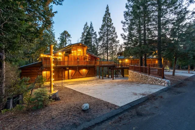 $2,498,000 | 39553 Crest Point Lane, Shaver Lake, CA 93664