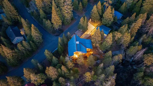 $2,498,000 | 39553 Crest Point Lane, Shaver Lake, CA 93664