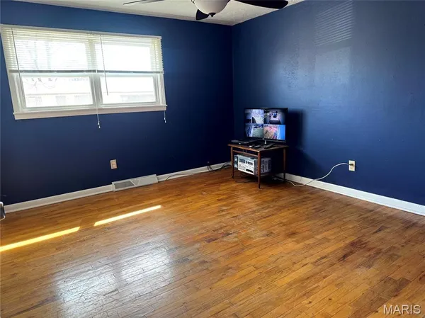 $134,900 | 213 South Street, Wellsville, MO 63384