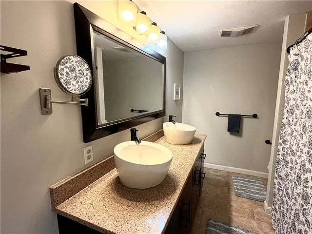 $387,900 | 200 Heroux Boulevard, Unit 406, Cumberland, RI 02864