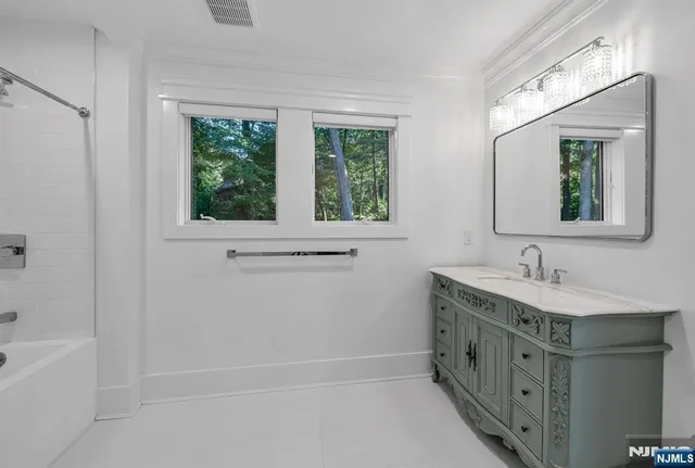 $20,000 | 315 Freemans Lane, Franklin Lakes, NJ 07417