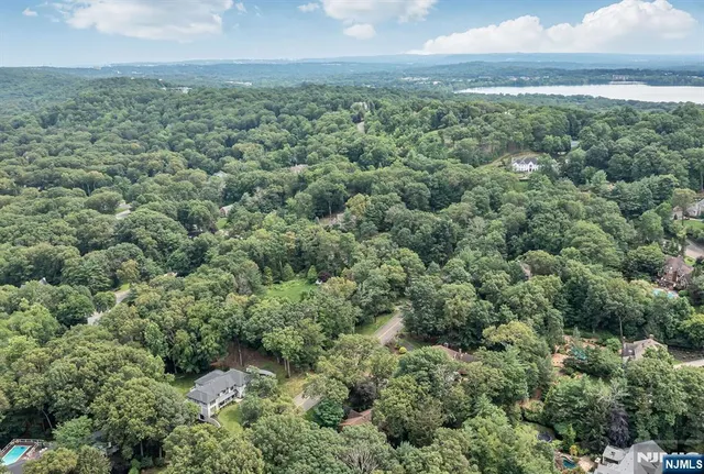 $20,000 | 315 Freemans Lane, Franklin Lakes, NJ 07417