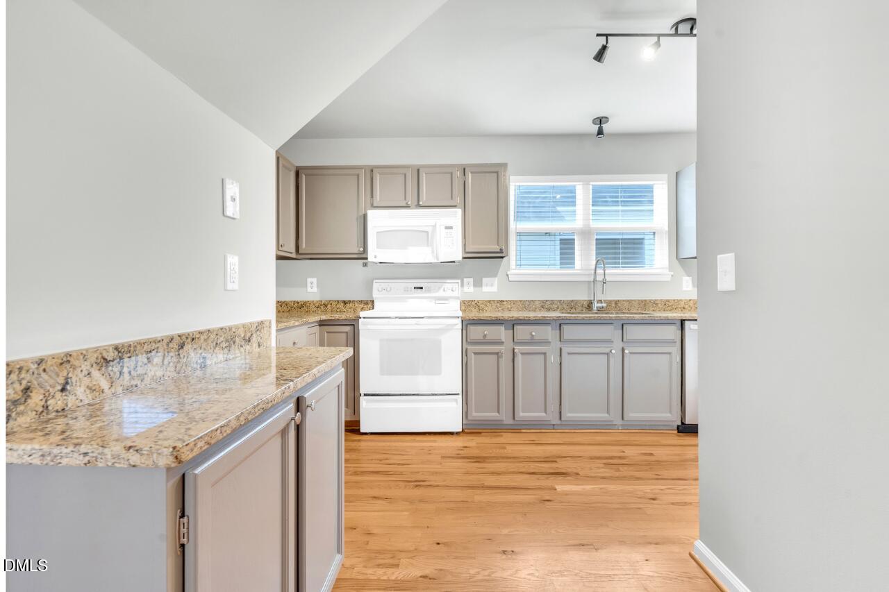 312 Chavis Way Raleigh, NC 27601 - Photo 7 of 23 7