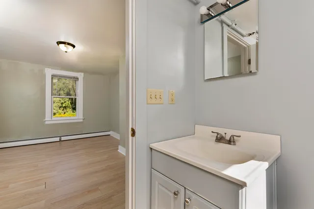 $740,000 | 207 River Road, Lyme, NH 03768