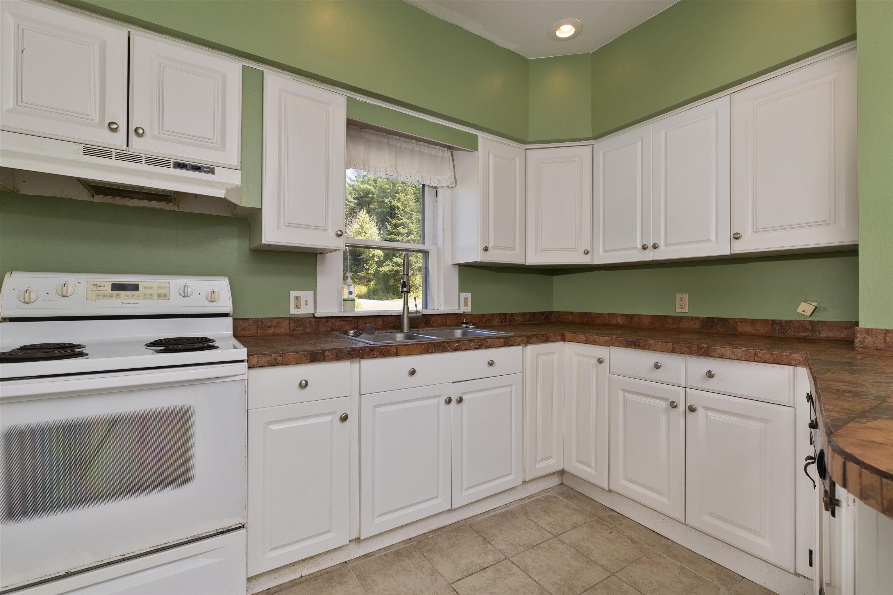 207 River Road Lyme, NH 03768 - Photo 9 of 59