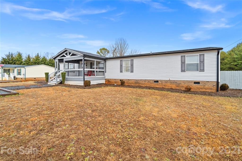 1352 Airport Rhodhiss Road Hickory, NC 28601 - Photo 2 of 37 Gallery Image 2