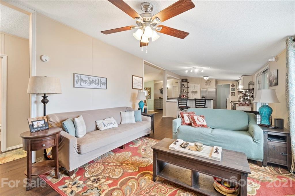 1352 Airport Rhodhiss Road Hickory, NC 28601 - Photo 25 of 37 Gallery Image 25