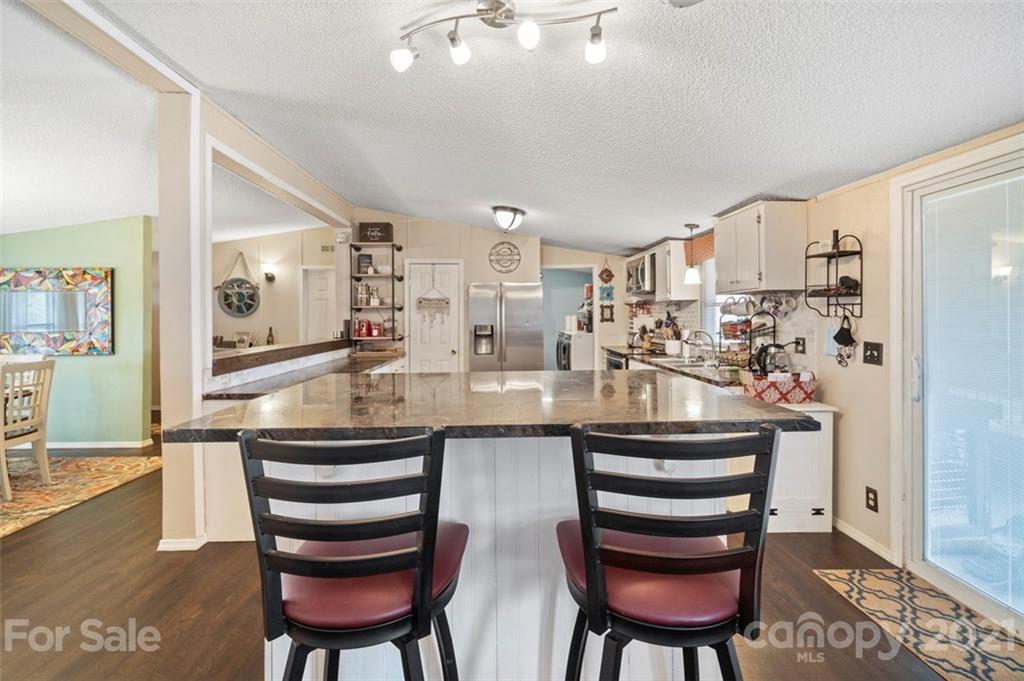 1352 Airport Rhodhiss Road Hickory, NC 28601 - Photo 29 of 37 Gallery Image 29