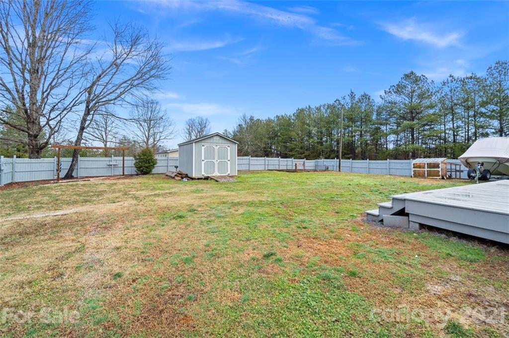 1352 Airport Rhodhiss Road Hickory, NC 28601 - Photo 4 of 37 Gallery Image 4