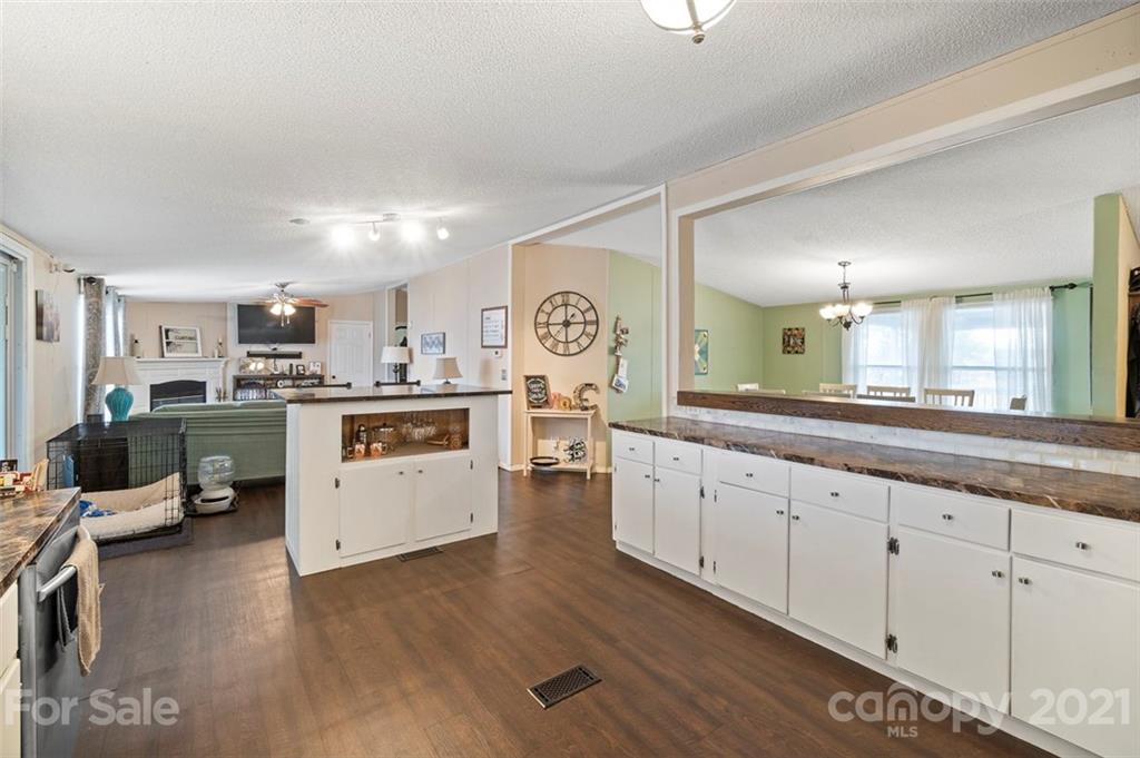 1352 Airport Rhodhiss Road Hickory, NC 28601 - Photo 31 of 37 Gallery Image 31
