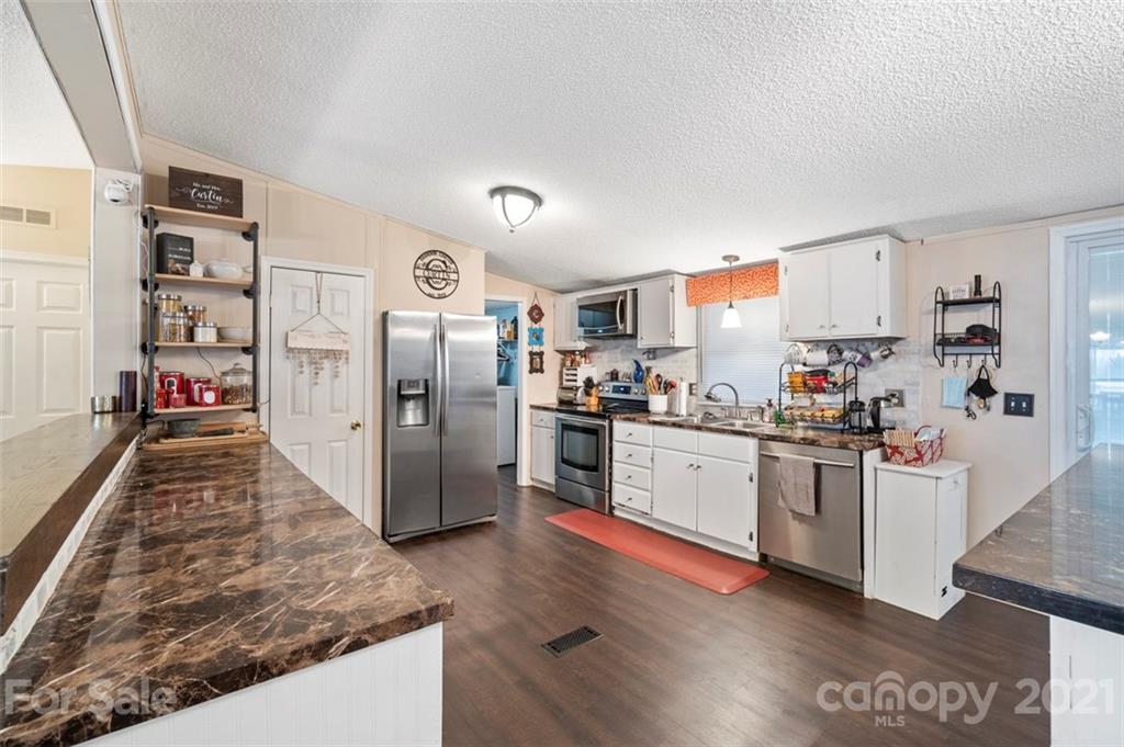 1352 Airport Rhodhiss Road Hickory, NC 28601 - Photo 33 of 37 Gallery Image 33