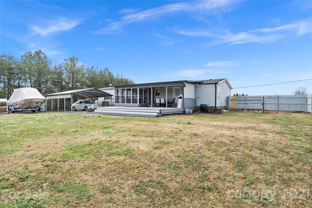 1352 Airport Rhodhiss Road Hickory, NC 28601 - Photo 8 of 37 Gallery Image 8