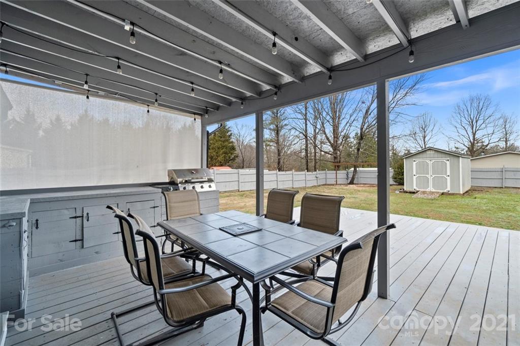 1352 Airport Rhodhiss Road Hickory, NC 28601 - Photo 10 of 37 Gallery Image 10