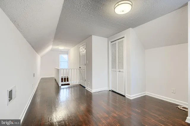 $2,200 | 929 Kinwat Avenue, Essex, MD 21221