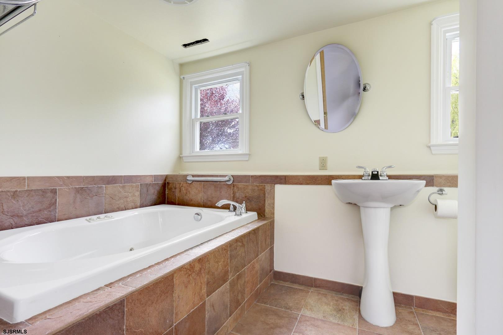 6 Cornell Road Somers Point, NJ 08244 - Photo 14 of 25 Gallery Image 14