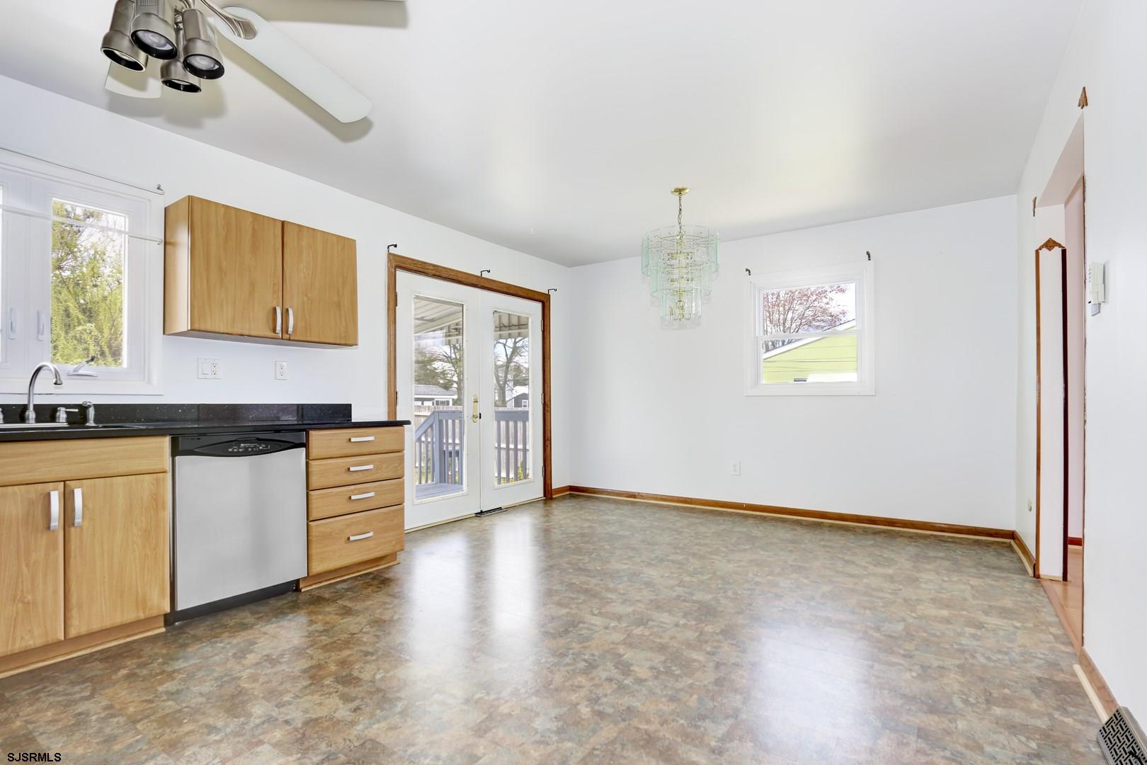 6 Cornell Road Somers Point, NJ 08244 - Photo 9 of 25 Gallery Image 9