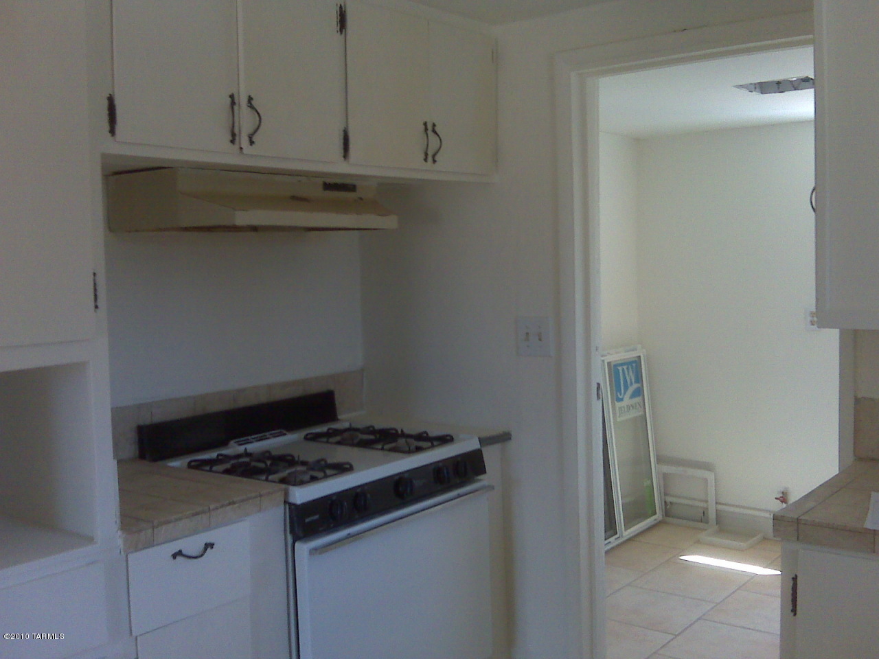 211 West Pastime Road Tucson, AZ 85705 - Photo 3 of 8