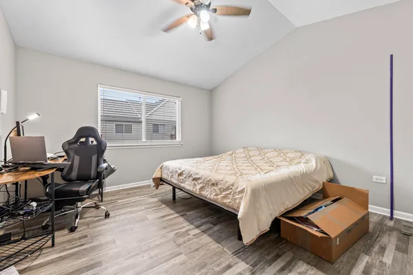 $2,850 | 2987 Saganashkee Lane, Unit 2987, Naperville, IL 60564
