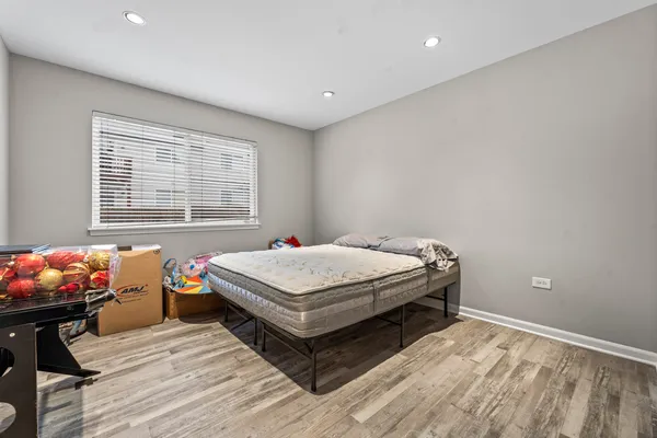 $2,850 | 2987 Saganashkee Lane, Unit 2987, Naperville, IL 60564