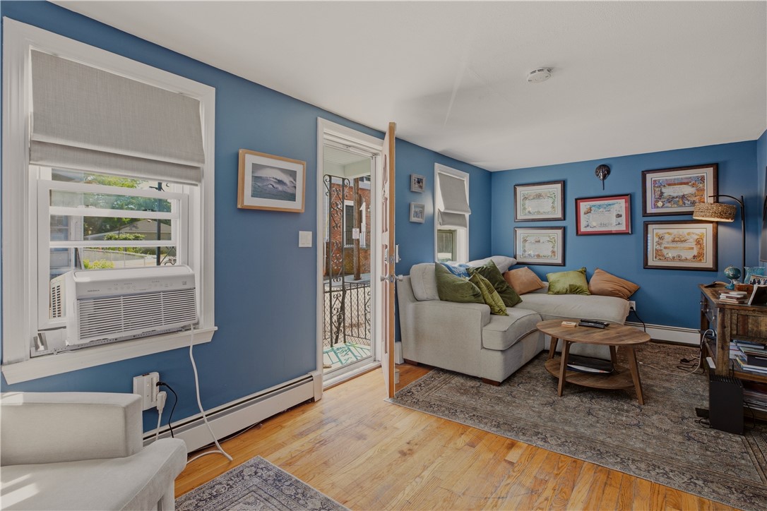 6 Murphy Avenue Bristol, RI 02809 - Photo 5 of 37