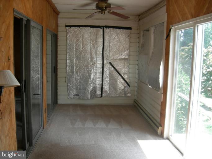 1709 Grandview Road Lake Shore, MD 21122 - Photo 8 of 12 Interior (General)