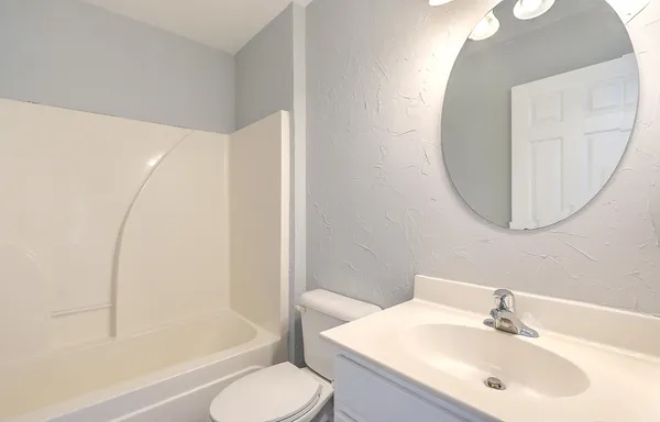 $2,065 | 8983 Planters Row Lane, Summerville, SC 29485