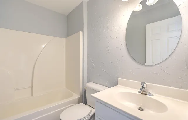 $2,200 | 8983 Planters Row Lane, Summerville, SC 29485